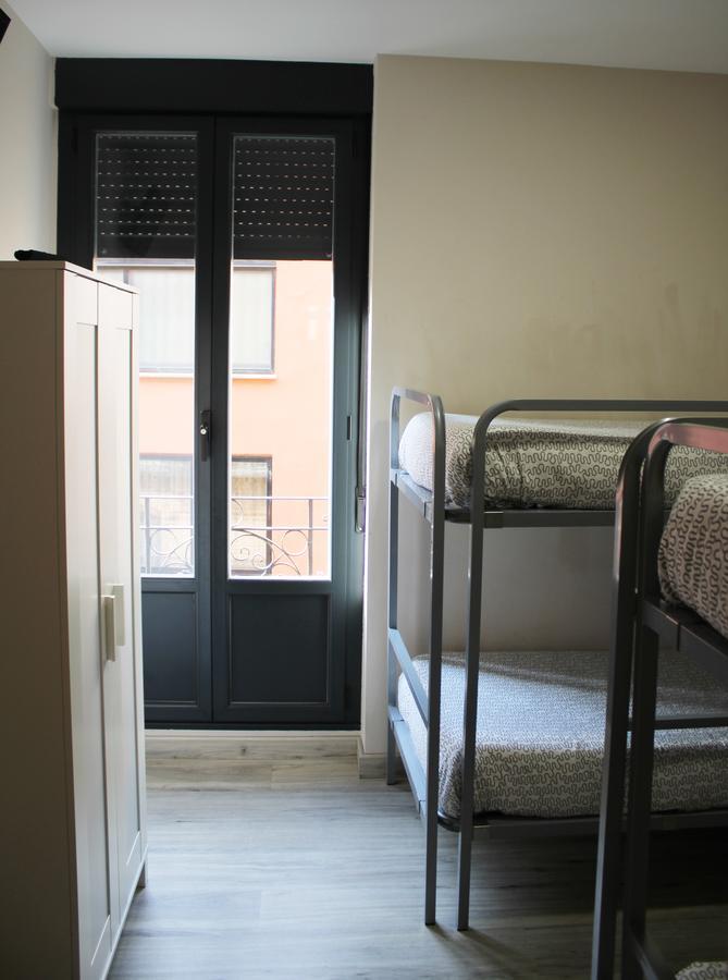 Albergue Muralla Leonesa ภายนอก รูปภาพ